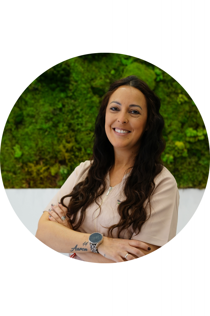 lourdes dentista linares jaén